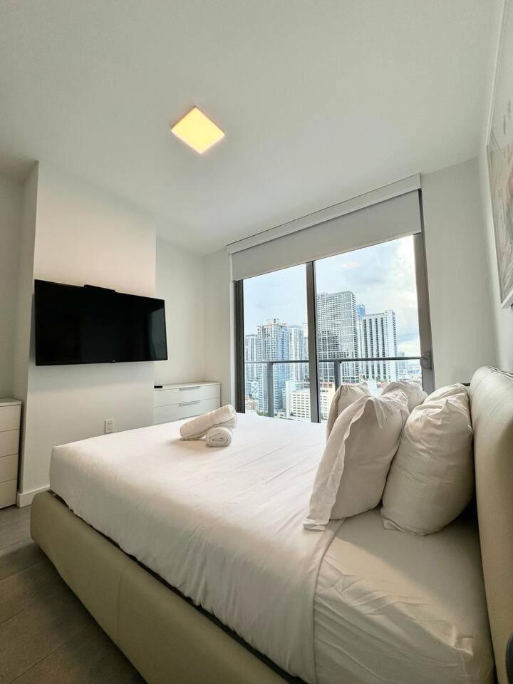 2 Bedrooms Design Condo Downtown Miami Pool And Gym Dış mekan fotoğraf